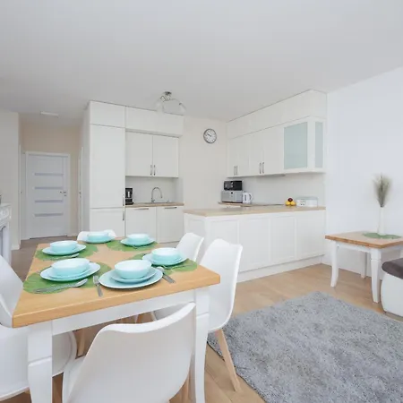 Klimatyzowany Z Parkingiem W Stolicy By Renters *