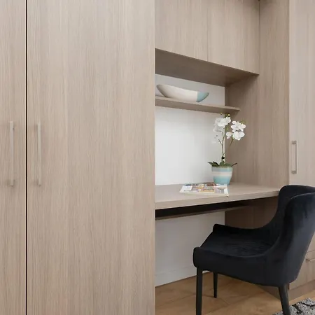 Klimatyzowany W Stolicy By Renters * 바르샤바