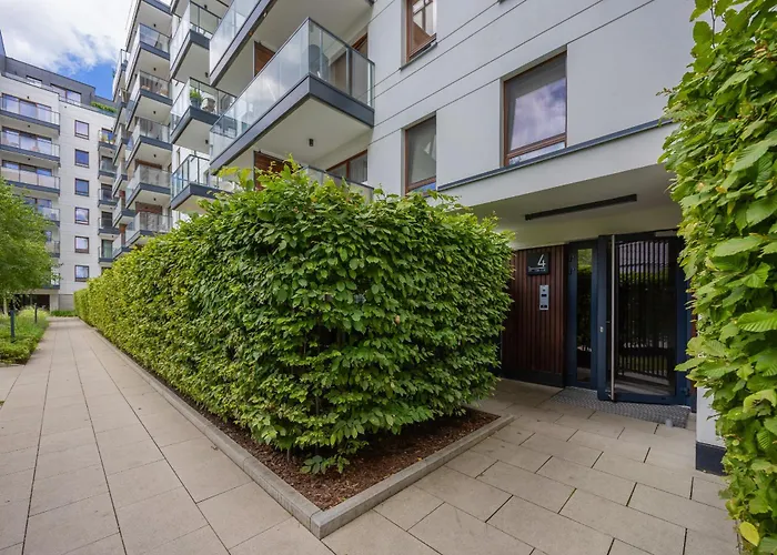 Klimatyzowany Z Parkingiem W Stolicy By Renters Apartman